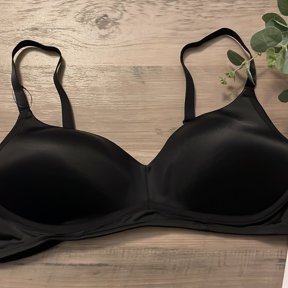 Warner’s Simply Perfect Bra - Picture 2 of 4